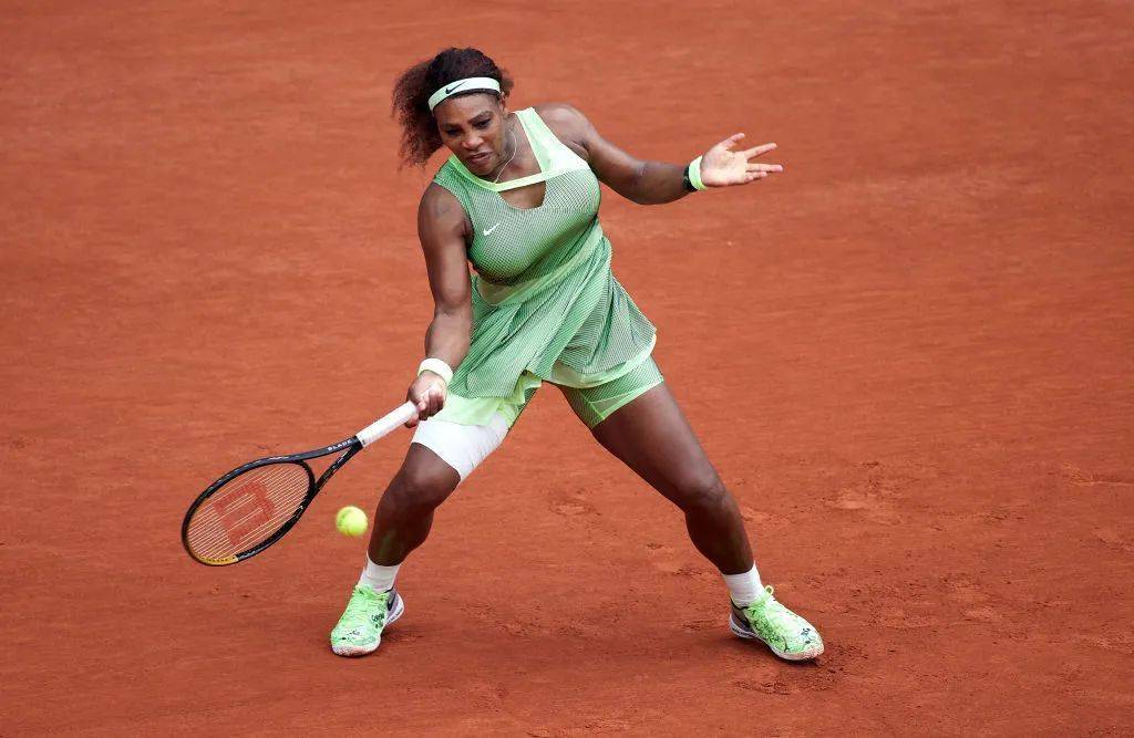 阿扎伦卡在热火比赛中败北,势不可挡引发热议!的简单介绍 阿扎伦卡在热火比赛中败北,势不可挡引发热议!的简单介绍